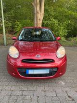 Nissan Micra Acenta - Nissan Qashqai: Kleinwagen
