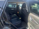 Nissan Qashqai 1.3 DIG-T Acenta Acenta - Nissan Qashqai mit Benzin-Antrieb: Limousine