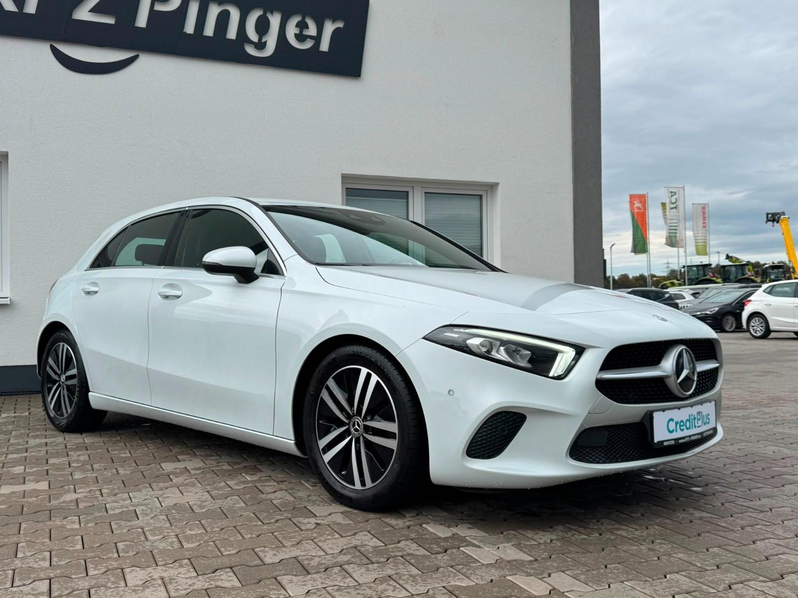 Mercedes-Benz A-Class LED/AMBIENTE/LEDER, миниатюра 2