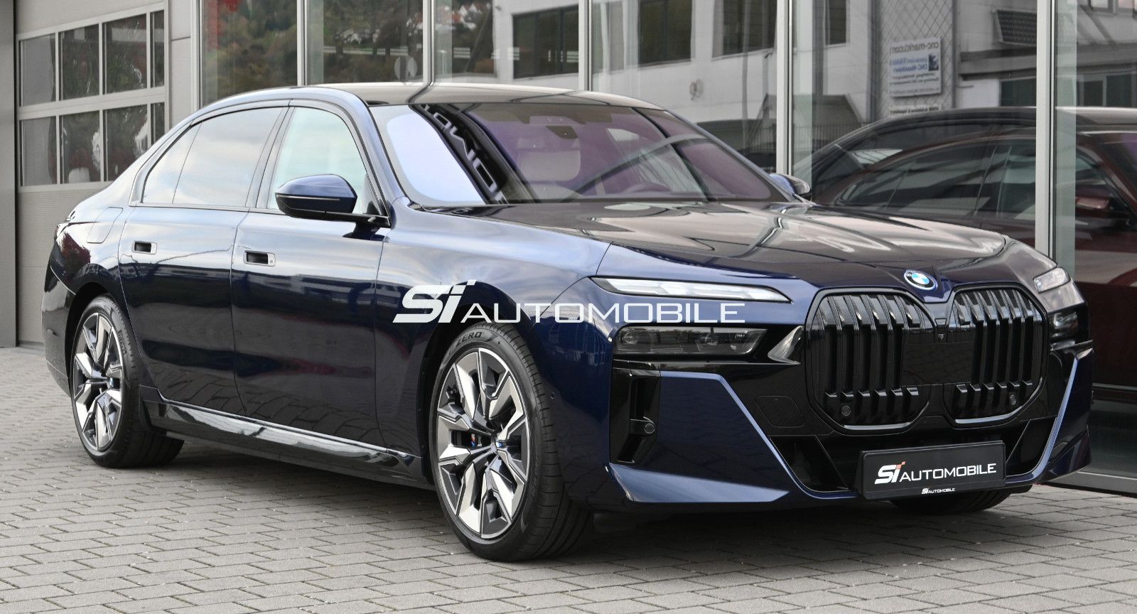 Fahrzeugabbildung BMW 750e xDr. M-Sport Pro °UVP 188.779€°B&W Diamond°