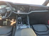 Volkswagen Touareg 3.0 V6 TDI R-Line 4Motion SiHz Klima Hea - Volkswagen Touareg in Nürnberg