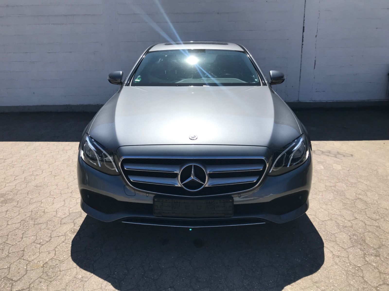 MERCEDES-BENZ E 220 d Avantgarde