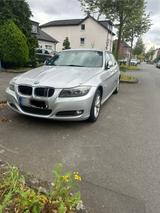BMW e90 325i xDrive LCI - BMW 325 in Bonn