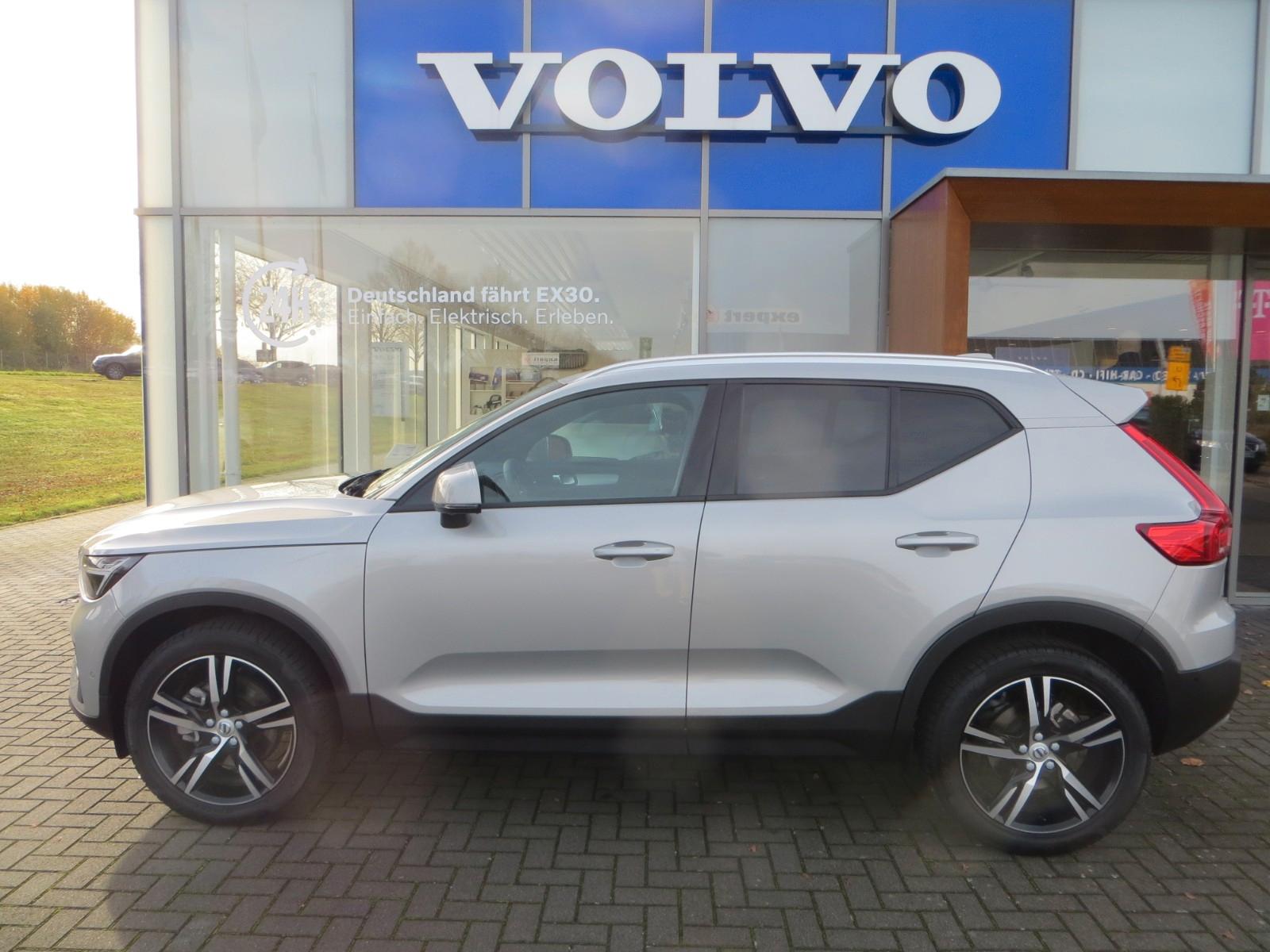 Volvo XC40 B3 Core DCT ACC BLIS 360° KAM