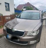 Skoda Superb Kombi 1.8 TSI Ambition in gep... - Skoda Superb aus 2011: Kombi
