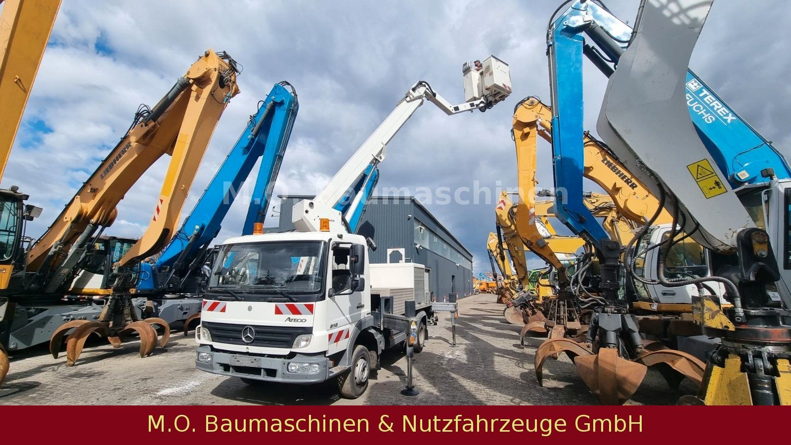 Fahrzeugabbildung Mercedes-Benz Atego 818 / Ruthmann T220 / Arbeitsbühne 22 m