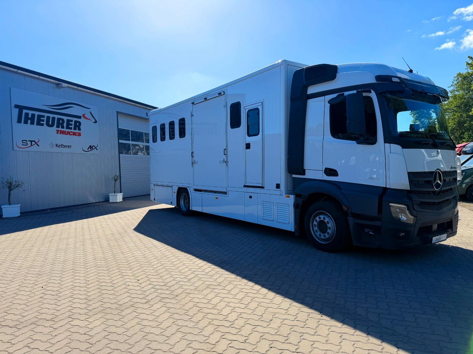 Mercedes-Benz ACTROS 1832  TT-XL  7 Pferde 6 Sitze Neufahrzeug