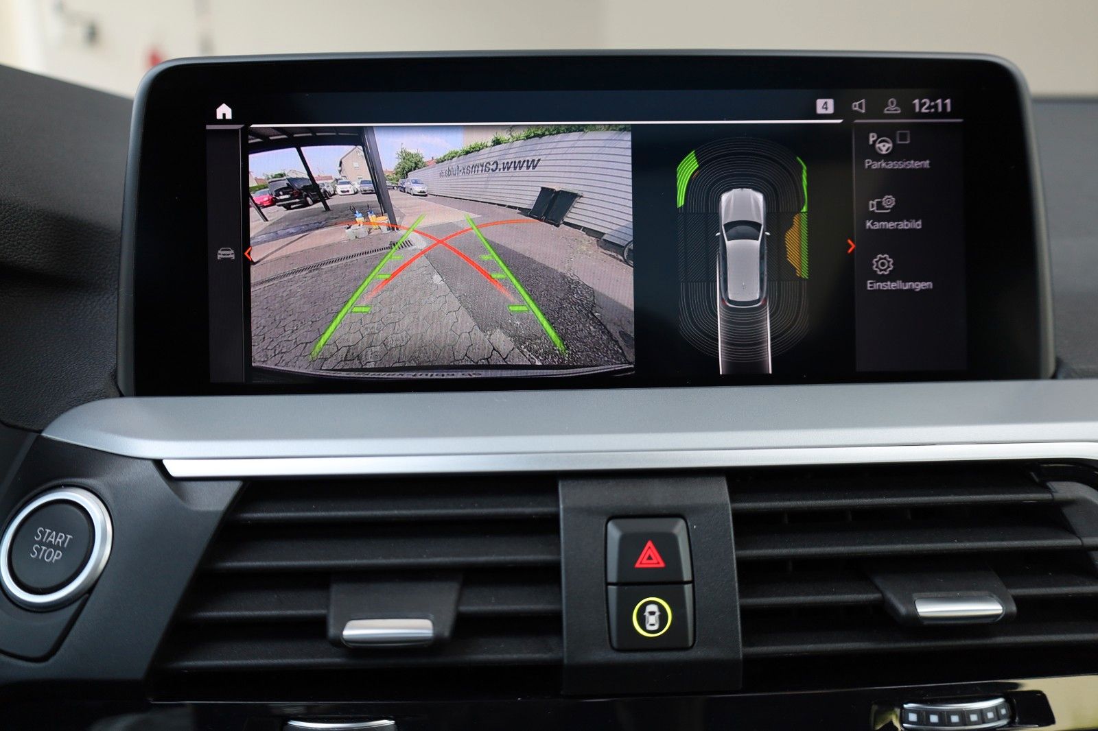 Fahrzeugabbildung BMW X3 xDrive 30 e Advantage,Navi,LED,Panoram,Kamera