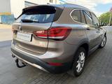 BMW X1 sDrive16d Autom. Panorama CarPlay Kamera LED - BMW X1 mit Diesel-Antrieb: Beige, Leder, Navigationssystem, Geländewagen