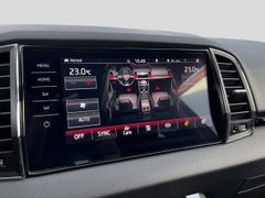 SKODA Karoq 4x4 AHK NAVI DCC Standh. Kamera PDC LED 19