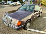 Mercedes-Benz 300CE Automatik Oldtimer Wertgutachten 2 - Mercedes-Benz 300 aus 1992: 300ce