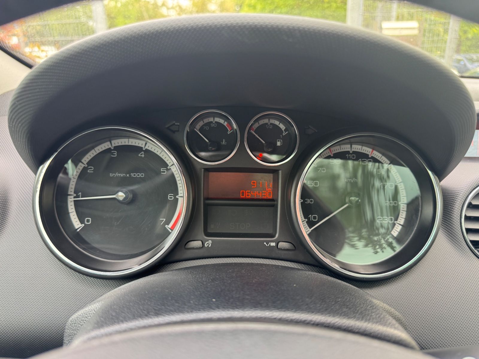 Fahrzeugabbildung Peugeot 308 SW Panorama+Klima+Bluetooth