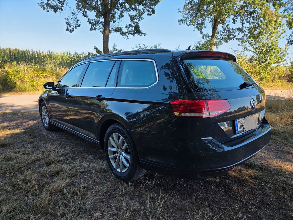 Image of Volkswagen Passat Variant
