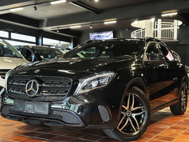 MERCEDES-BENZ GLA 180 URBAN AMG NIGHTPAKET KEYLESS AMBIENTE NA