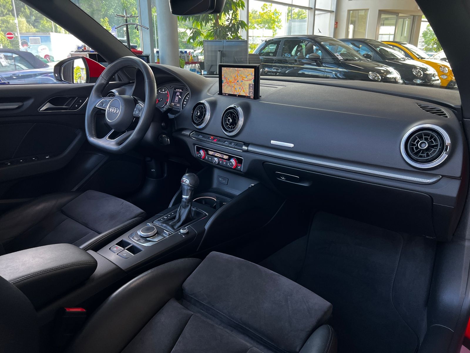 Fahrzeugabbildung Audi A3 Cabriolet 35 TFSI design LED NAVI ALU