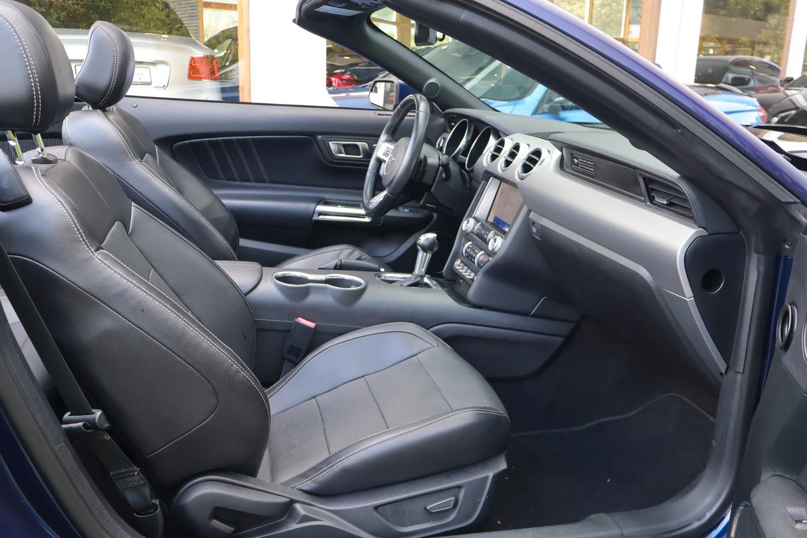 Ford Mustang 2.3 EcoBoost SHELBY OPTIK/CARPLAY/KAMERA