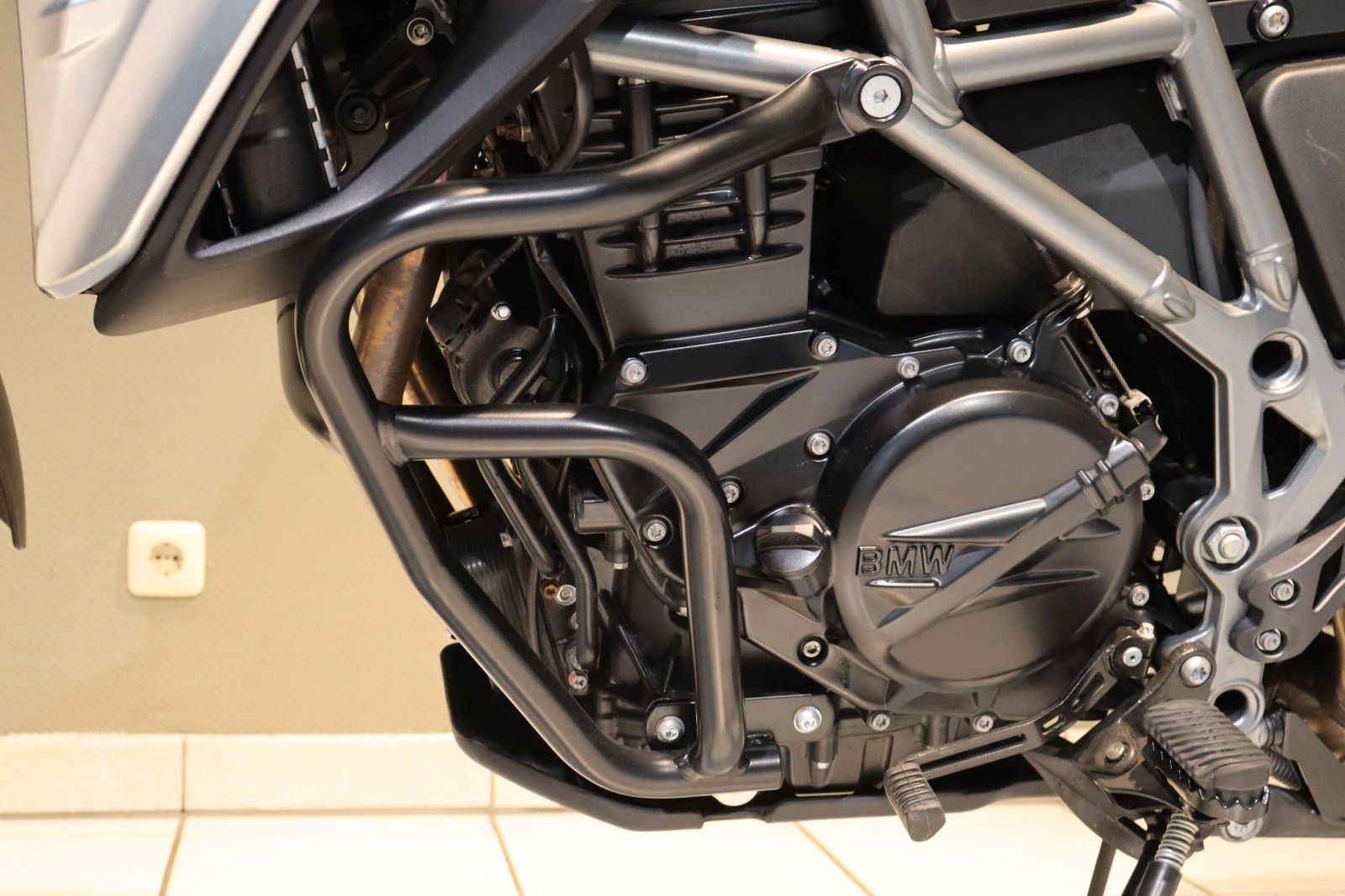 Fahrzeugabbildung BMW F800GS nur 2848km mit Seitenkoffer