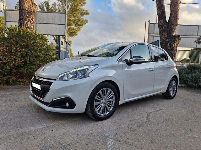 Peugeot 208 PureTech 82 Stop&Start 5 porte Allur