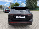Volkswagen Tiguan 2.0 TDI R-Line BlackStyle Matrix*Pano*AHK - Gebrauchtwagen in Hamburg
