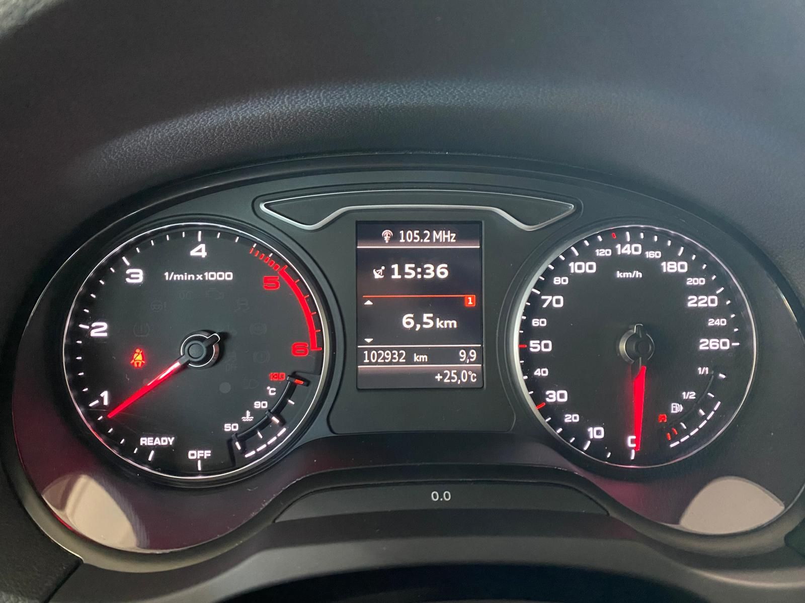 Fahrzeugabbildung Audi A3 30 TDI Sportback/Navi/LED/SH/