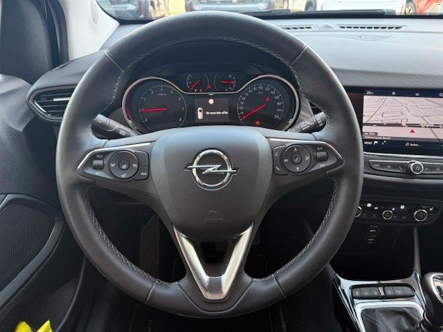 Fahrzeugabbildung Opel Crossland Elegance 110PS Kamera/Navi/Allwetter!