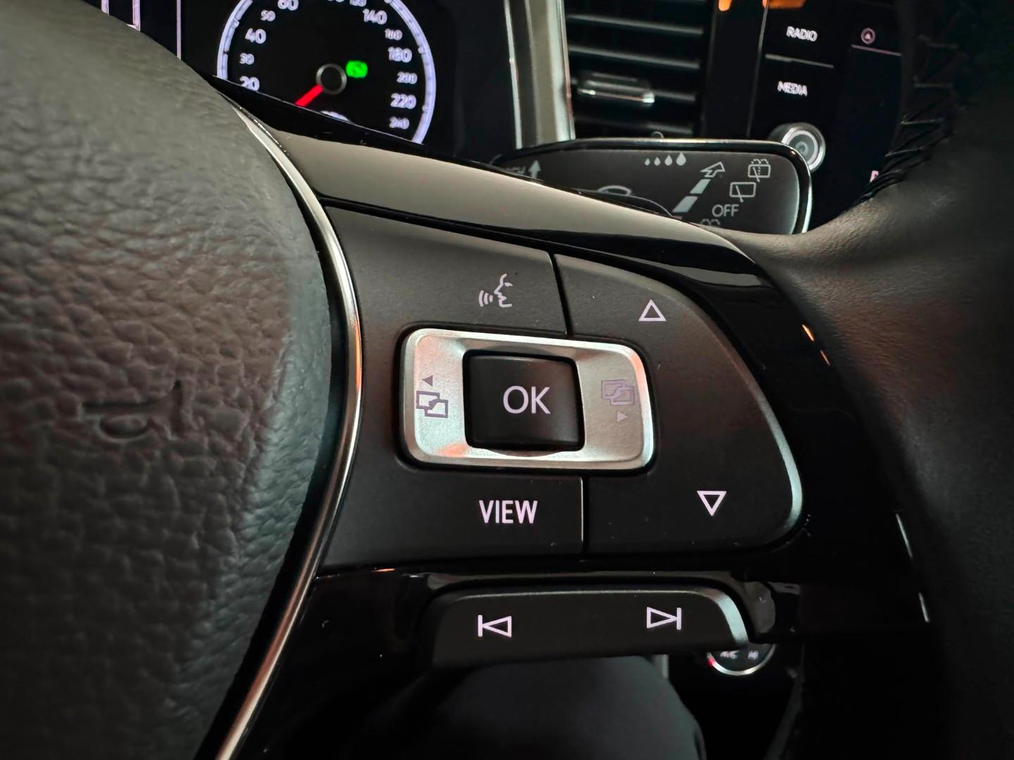 Volkswagen T-Roc 1.5 TSI Life DSG *Carplay-Navi/, миниатюра 14