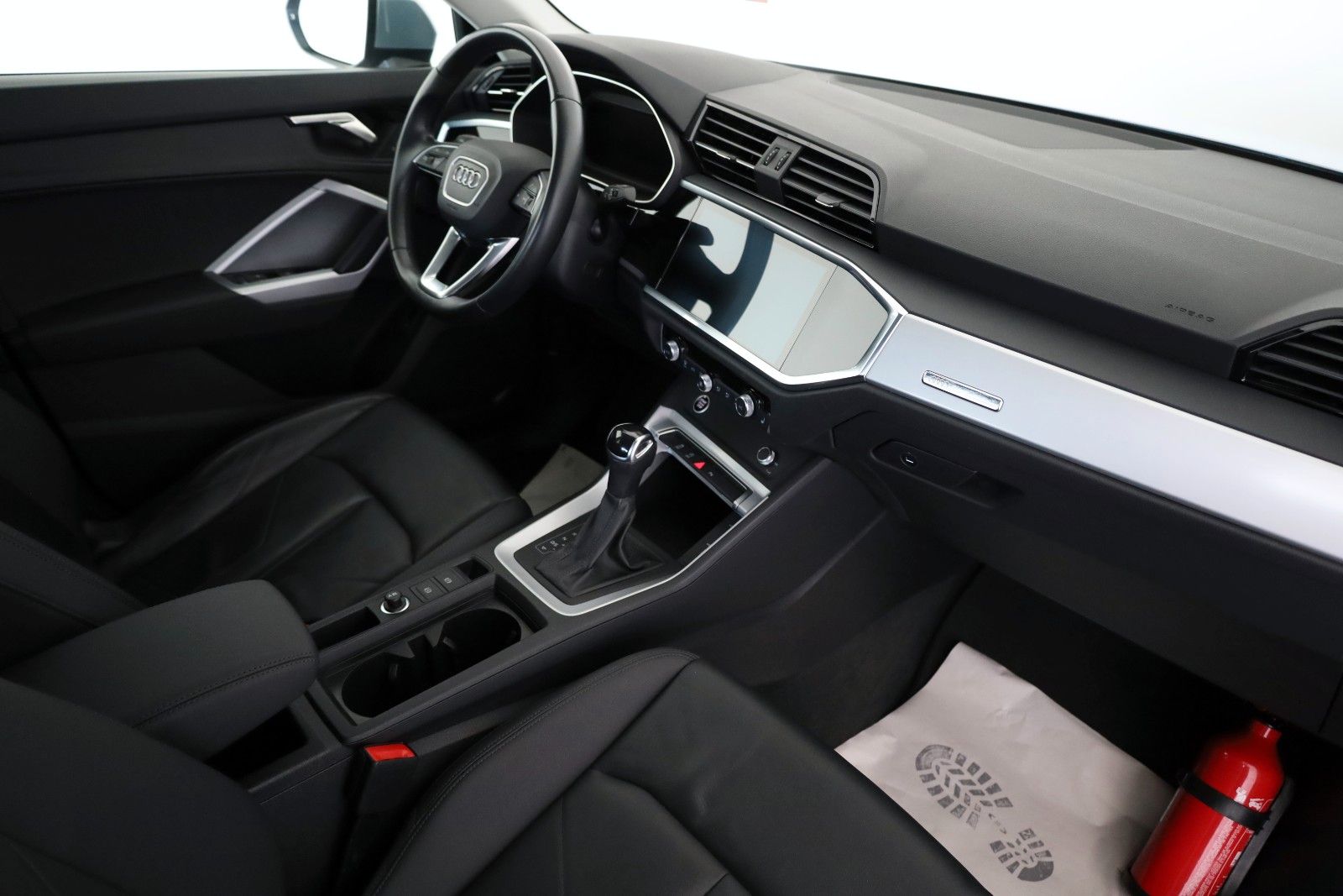 Fahrzeugabbildung Audi Q3 35 TDI Advanced,Leder,Navi,LED,Keyless,AHK el