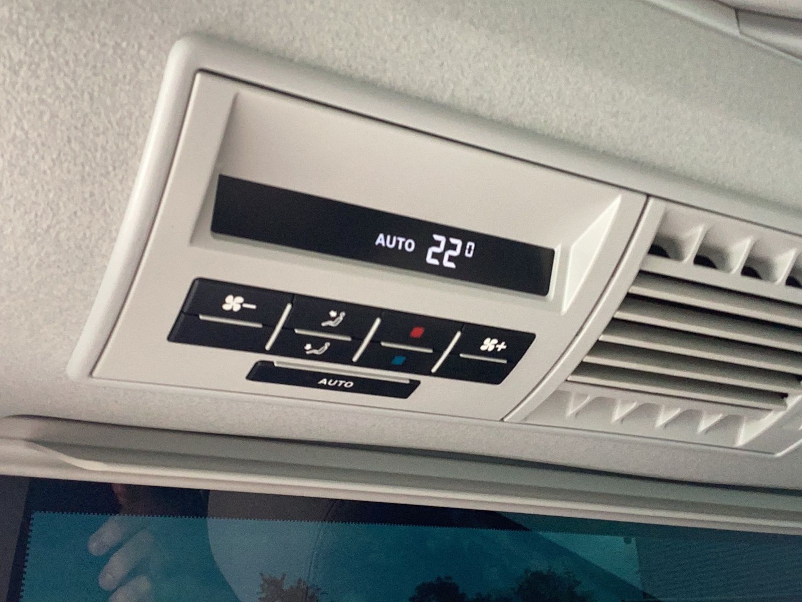 Fahrzeugabbildung Volkswagen T6 California TDI DSG OCEAN STH LED NAVI ACC RFK