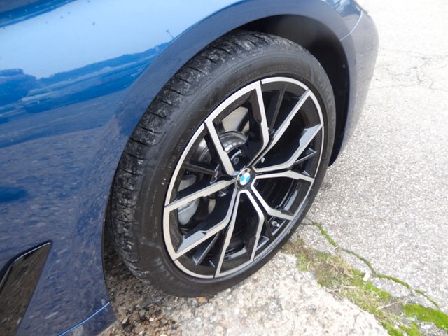 Fahrzeugabbildung BMW 520d xDrive M Sport/1.Hd/AHK/Virtual/Kamera/