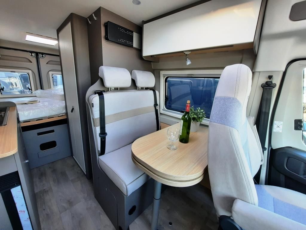 Fahrzeugabbildung LMC Innovan 600 Verfüg./Sparen Sie 16.831,- €
