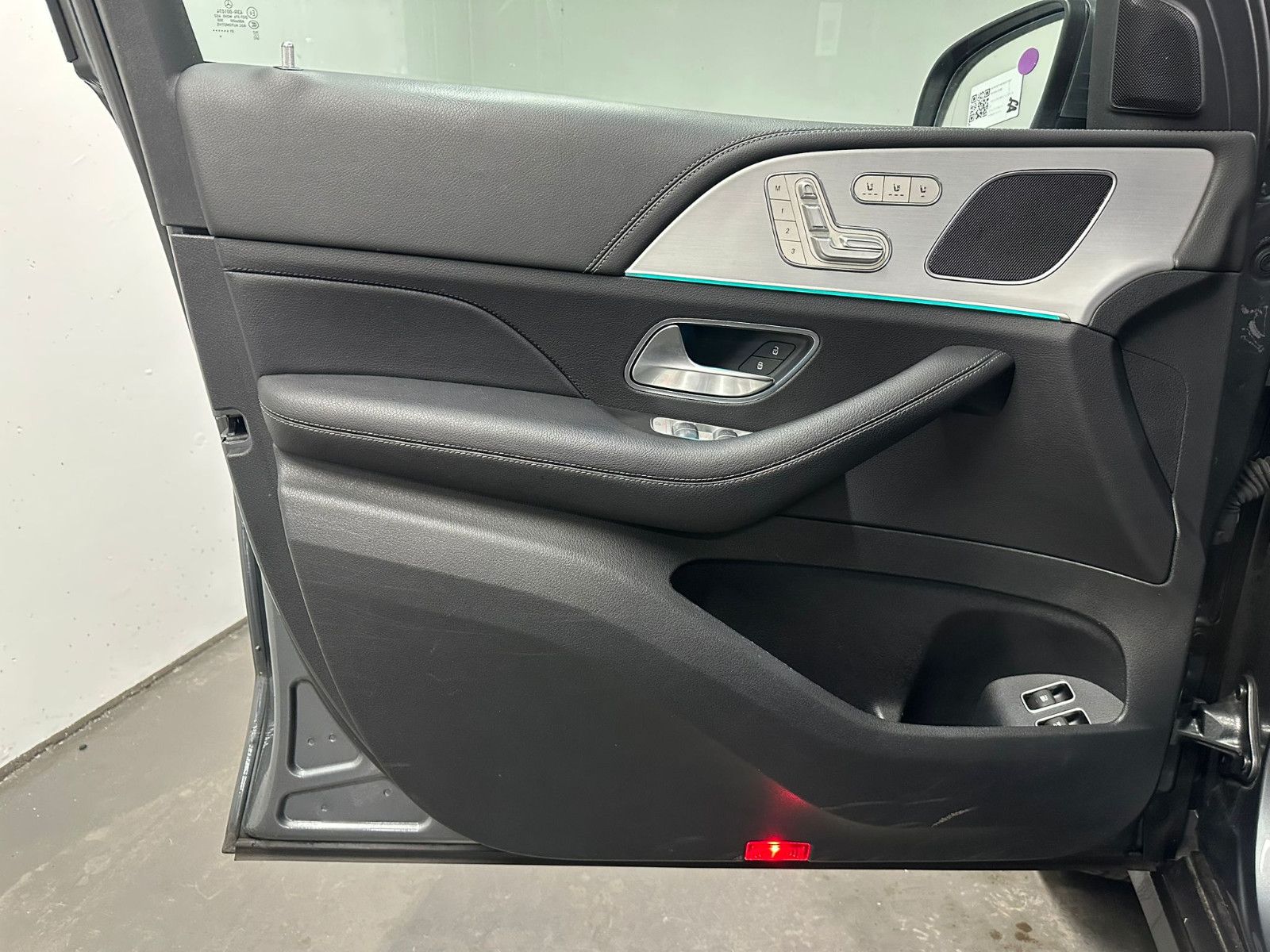 Fahrzeugabbildung Mercedes-Benz GLE 350e 4MATIC *LUXURY*AHK*KEYLESS*SITZKLIMA*