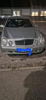 Mercedes-Benz mercedes clk 230 Benziner - Mercedes-Benz CLK 230 aus 2002