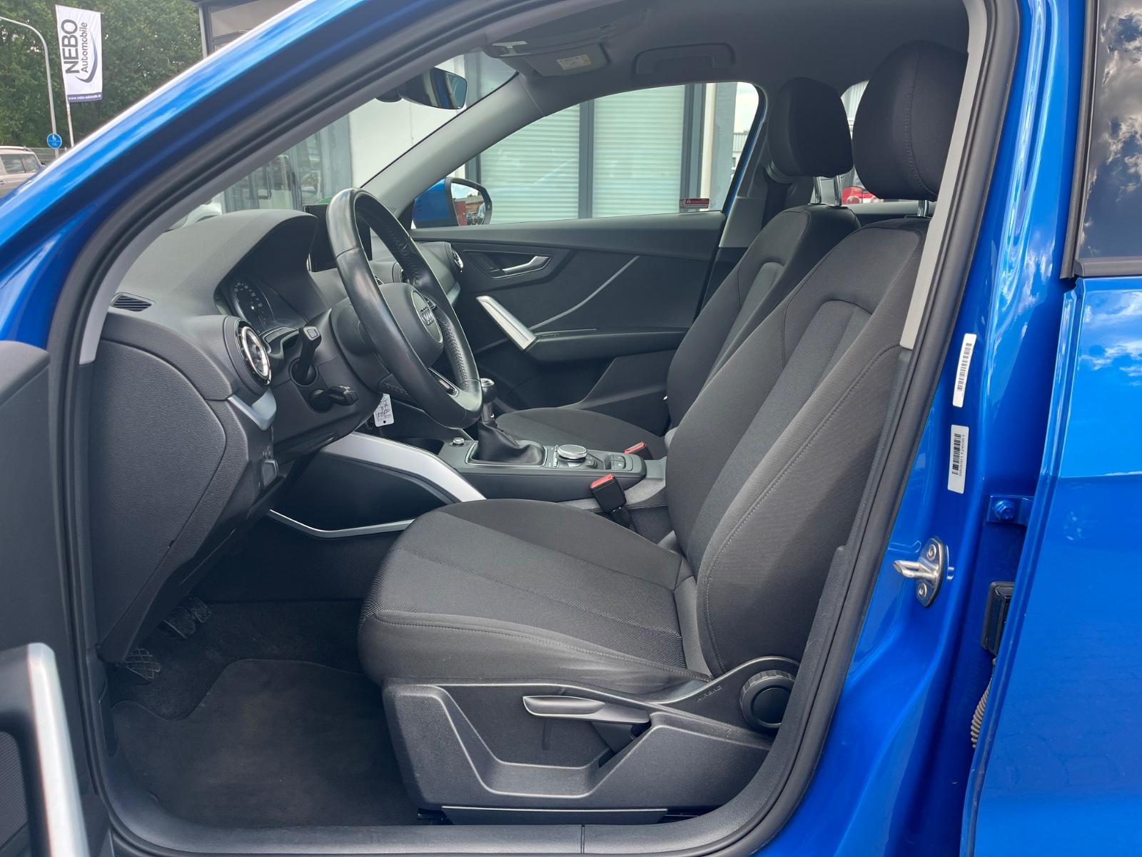 Audi Q2  sport basis Sitzheizung Bluetooth USB Navi