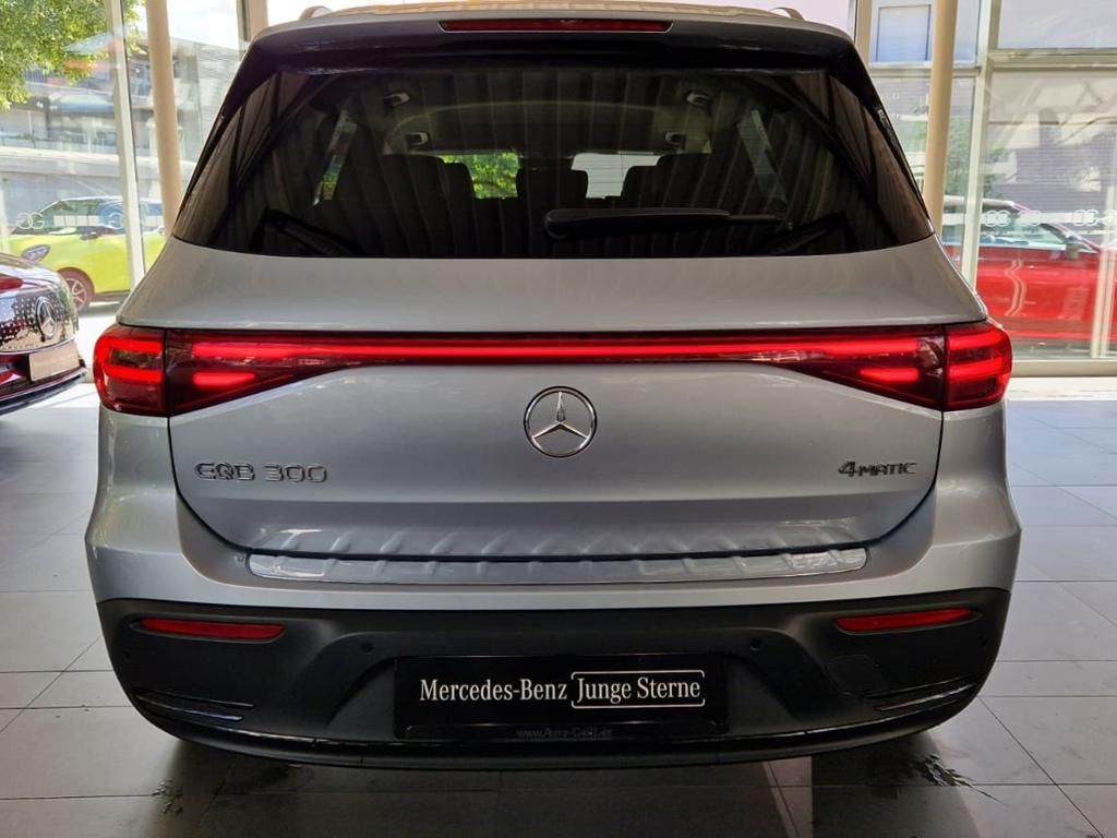 Mercedes-Benz EQB 300 4M ElectricArt Night Pano AHK Distronic foto 6