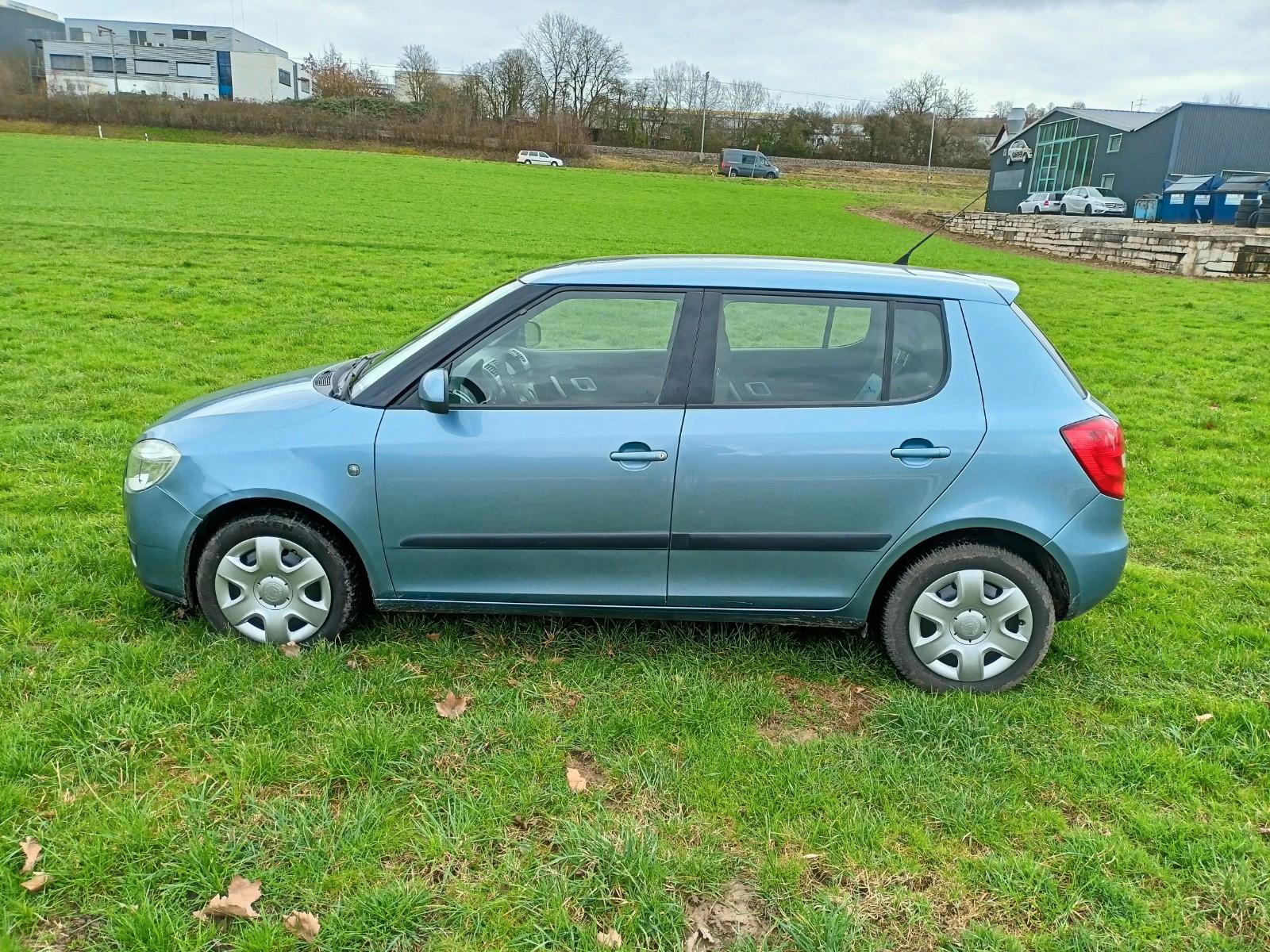 Skoda Fabia 1.4 TDI Klimatronic ESP AHK Tempomat Euro4