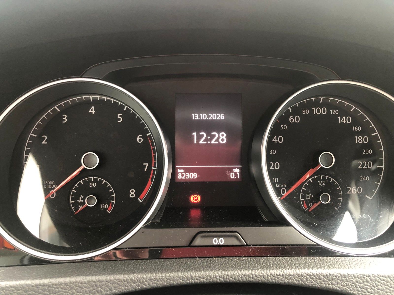 Fahrzeugabbildung Volkswagen Golf VII Variant IQ.DRIVE Seitenschaden