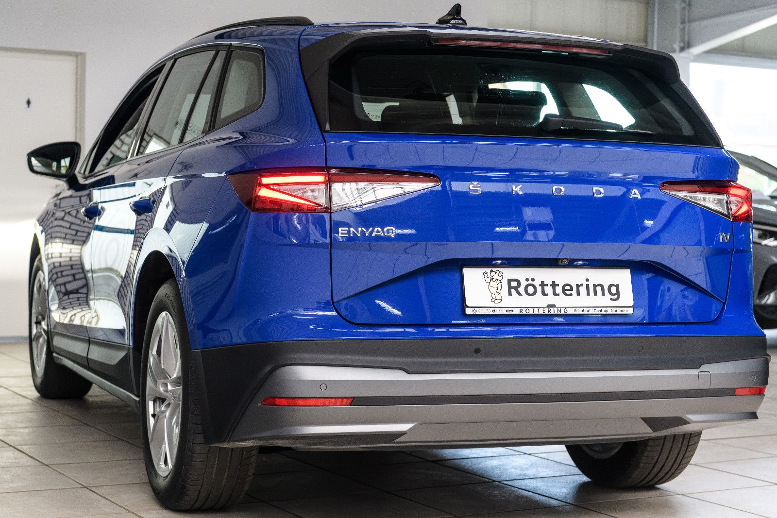 Fahrzeugabbildung SKODA Enyaq 50 NAVI+LED+RFK