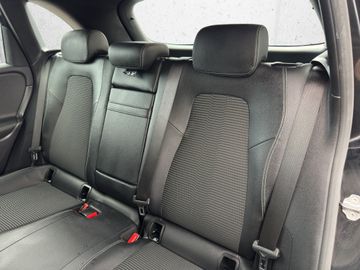 Mercedes B 180 - 9