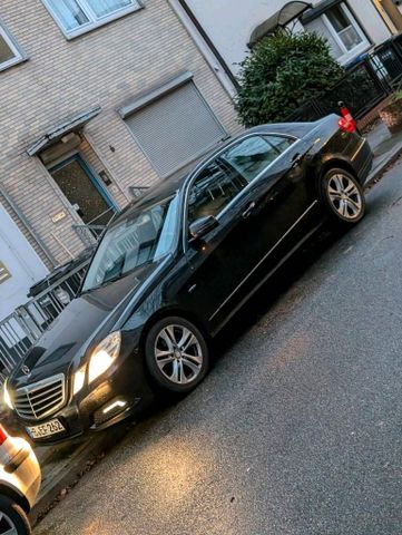 Andere Zu verkaufen/tauschen Mercedes E200 2.0dis...