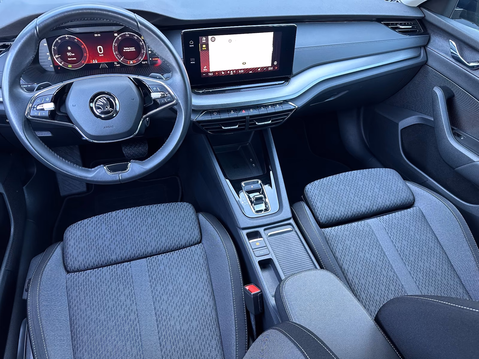 Skoda Octavia Combi 2.0 TDI DSG Ambition NAV+LED+VCOCK