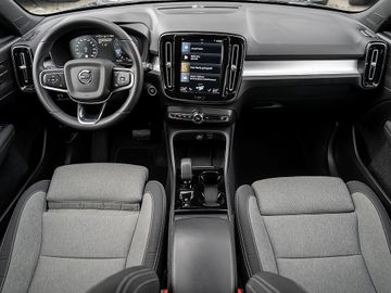 Volvo XC40 - 8