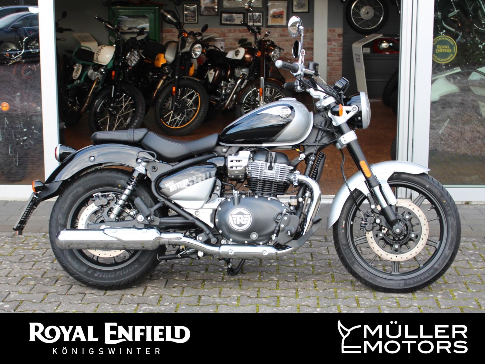 Royal Enfield SuperMeteor 650 Interstellar Grey +SPECIAL+2026+