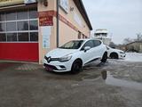 Renault Clio IV Intens**Scheckheft**S+W Räder** - Renault Clio Intens mit Benzin-Antrieb