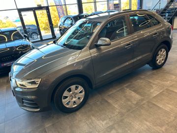 Audi Q3 *Bi-XENON*SITZHZ*PDC*1.AND*TEMPOMAT*