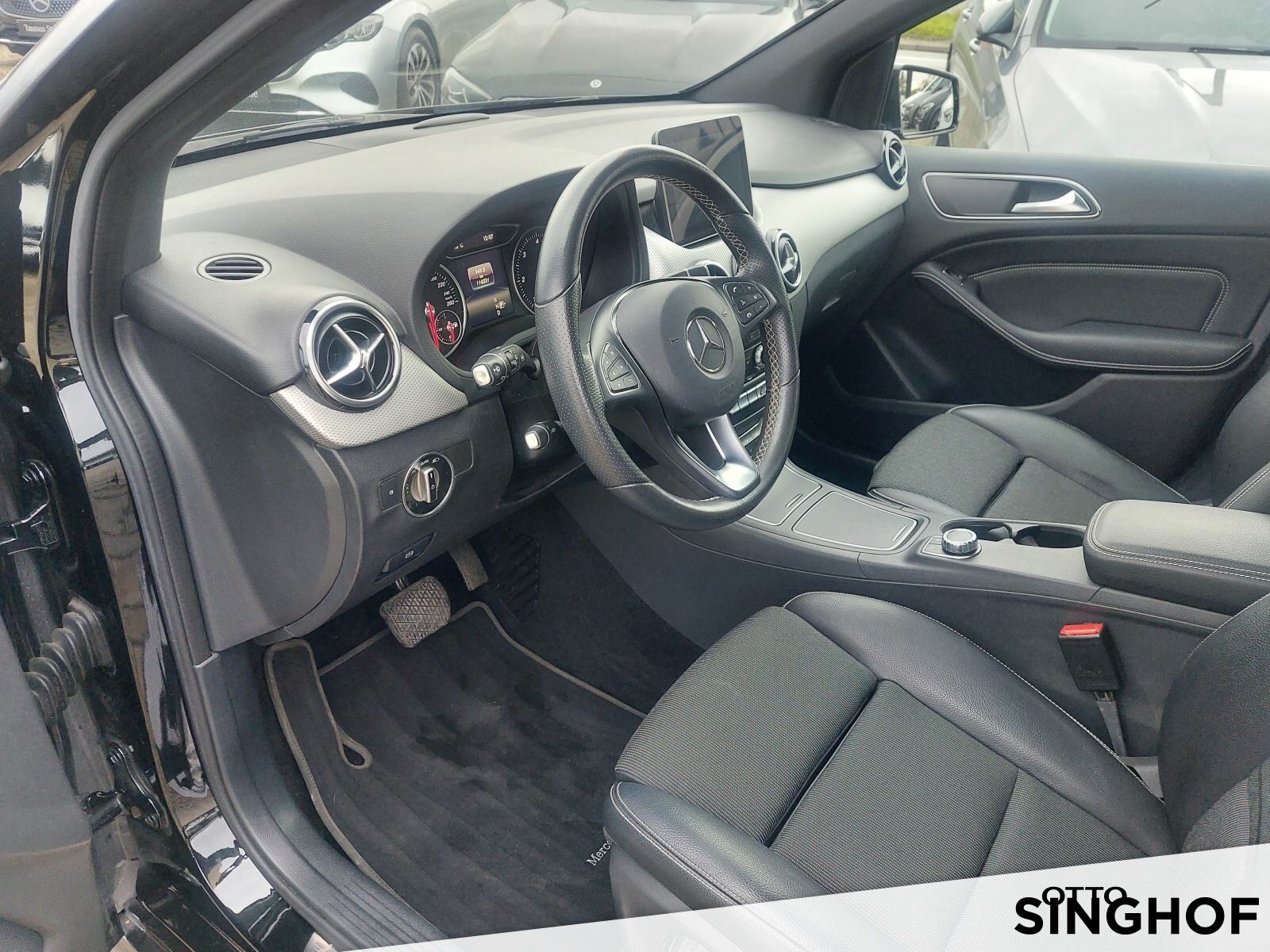 Fahrzeugabbildung Mercedes-Benz B 200 d Urban +LED+Navi+Park Ass+Fernlicht Ass+