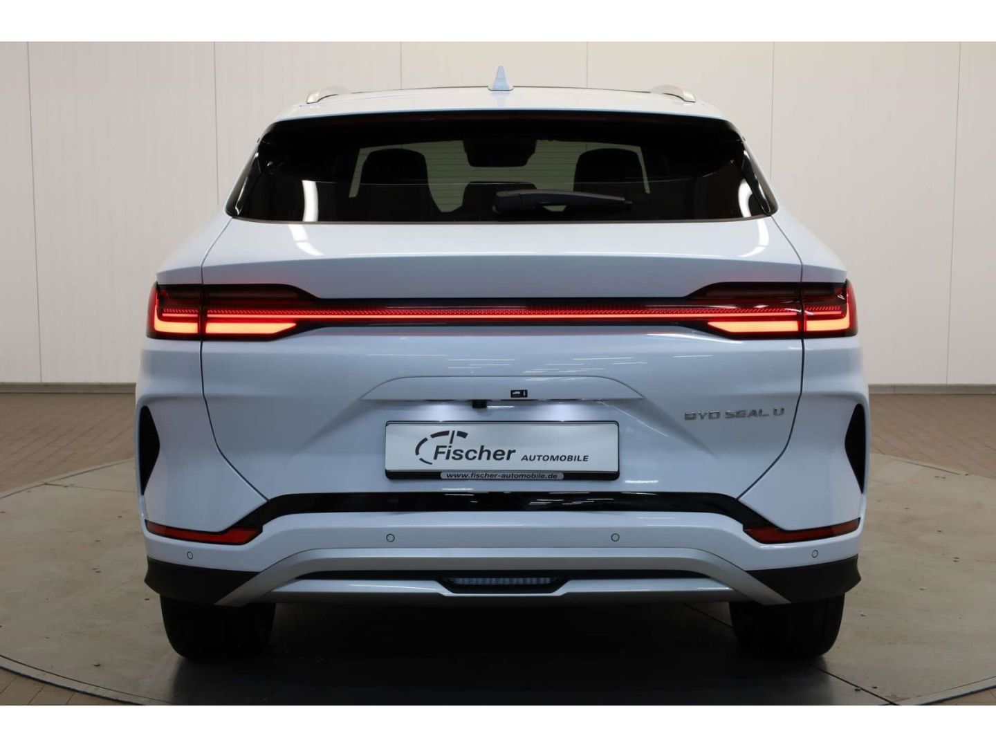 BYD SEAL U