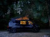 Volkswagen T6 Campervan lang 4motion AHK - schwarze Volkswagen T6 andere