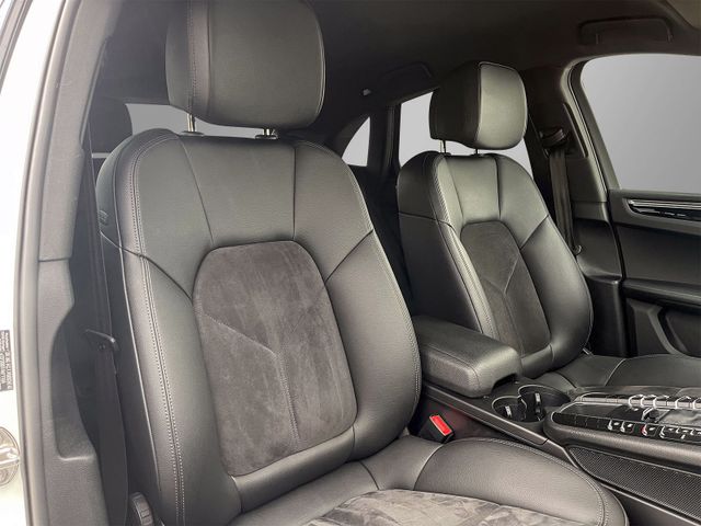 Porsche Macan S, PDK, Approved - 072026, Alcantara