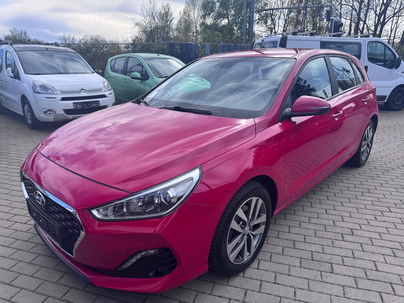 Hyundai i30 1.0 T-GDI YES!