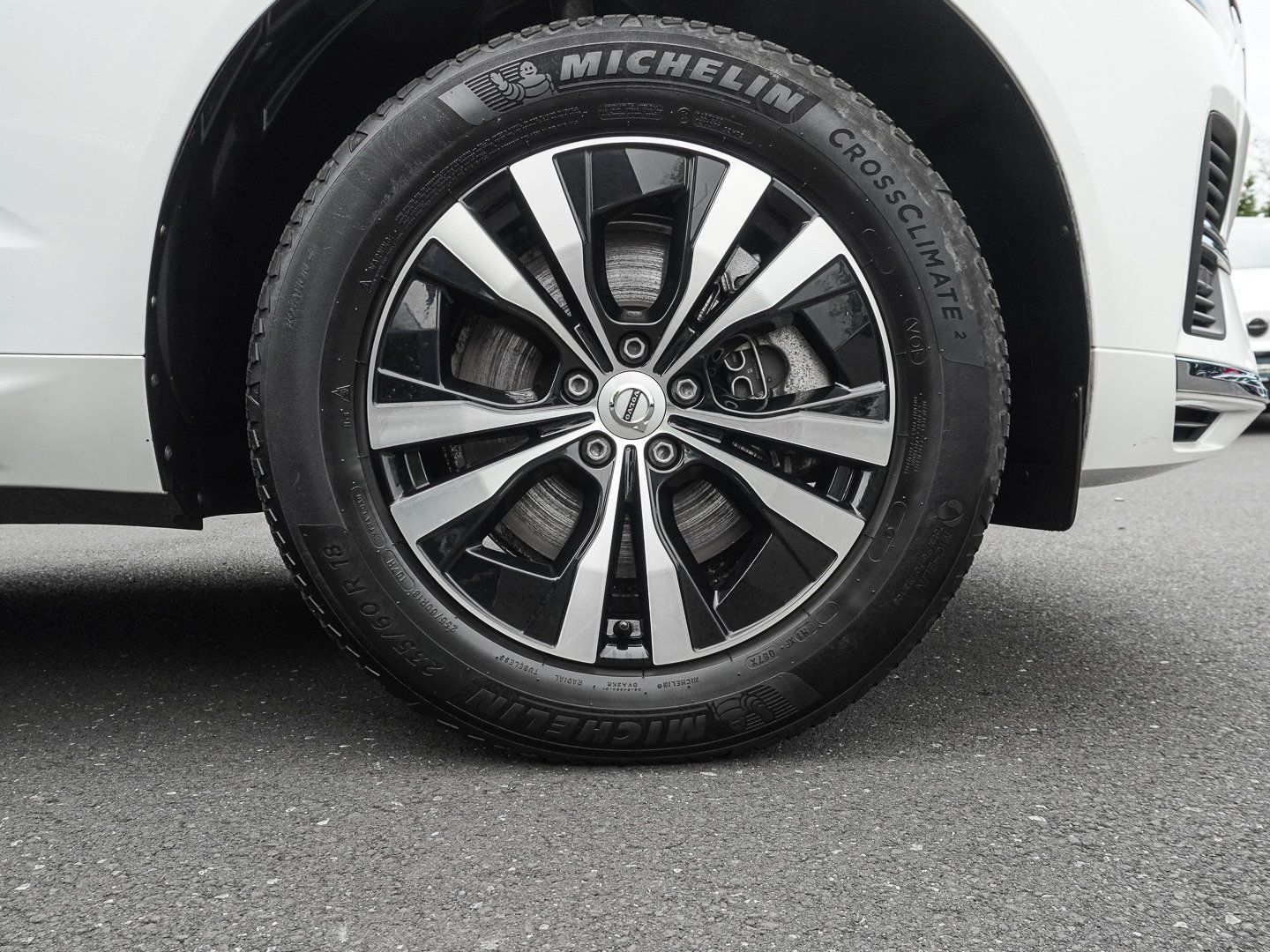 Volvo XC60 T6 AWD Core Bright Plug-in Hybrid AHK PANO foto 7